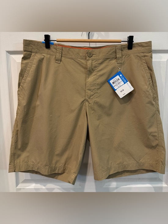 Columbia Other - NWT Columbia Mens Modern Classic Khaki Shorts Size 38